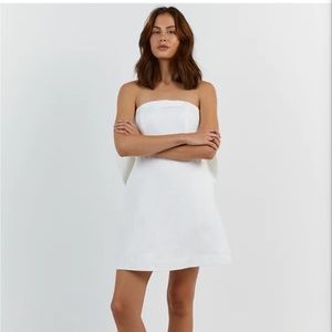 Dissh Aisle linen bow dress